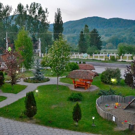 Poiana Rasnoavei Hotel Rîşnov Екстериор снимка