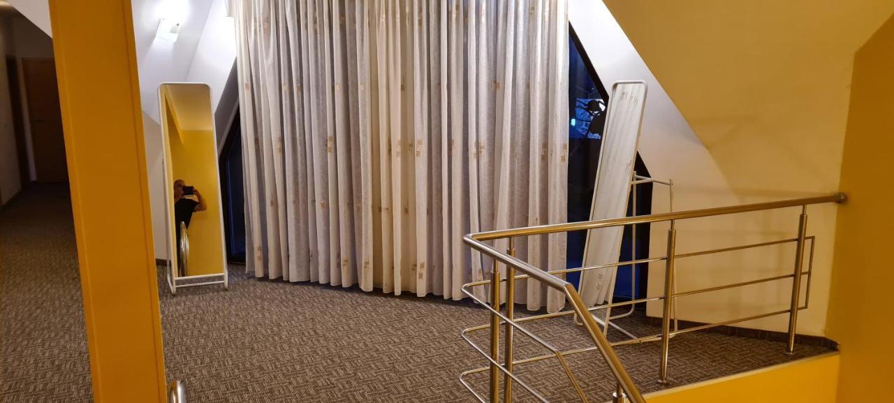 Poiana Rasnoavei Hotel Rîşnov Екстериор снимка
