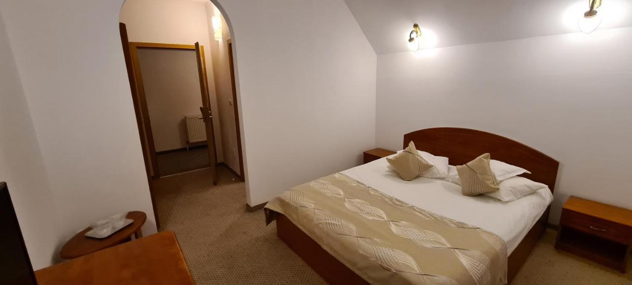 Poiana Rasnoavei Hotel Rîşnov Екстериор снимка