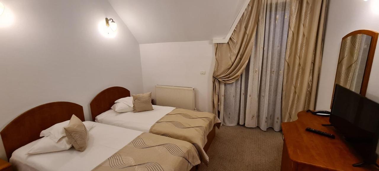 Poiana Rasnoavei Hotel Rîşnov Екстериор снимка