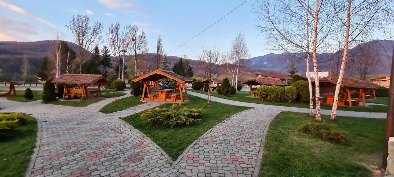 Poiana Rasnoavei Hotel Rîşnov Екстериор снимка