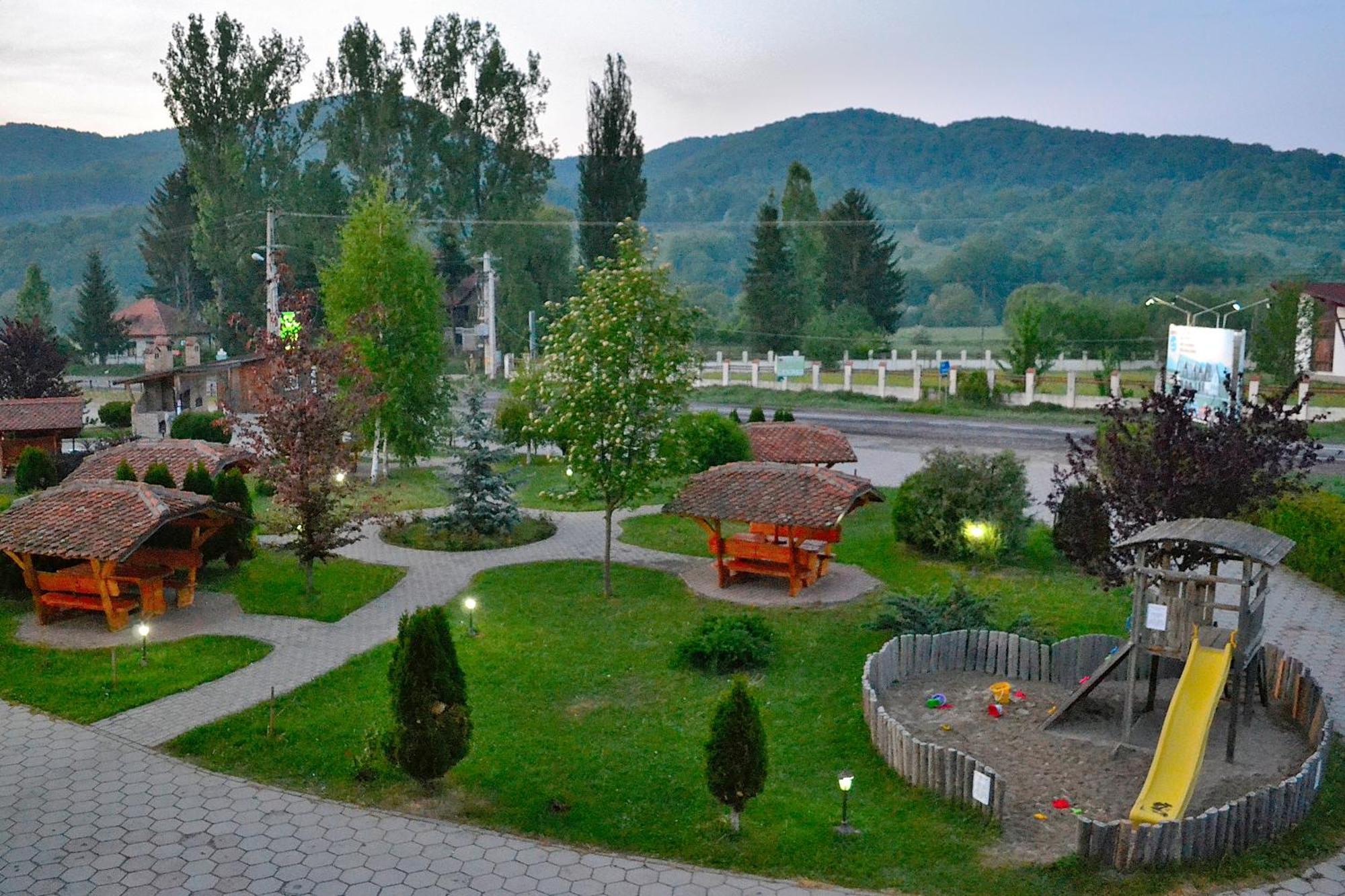 Poiana Rasnoavei Hotel Rîşnov Екстериор снимка